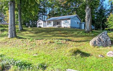 Ferienhaus für 7 Personen, mit Seeblick und Terrasse sowie Ausblick und Garten in Skane