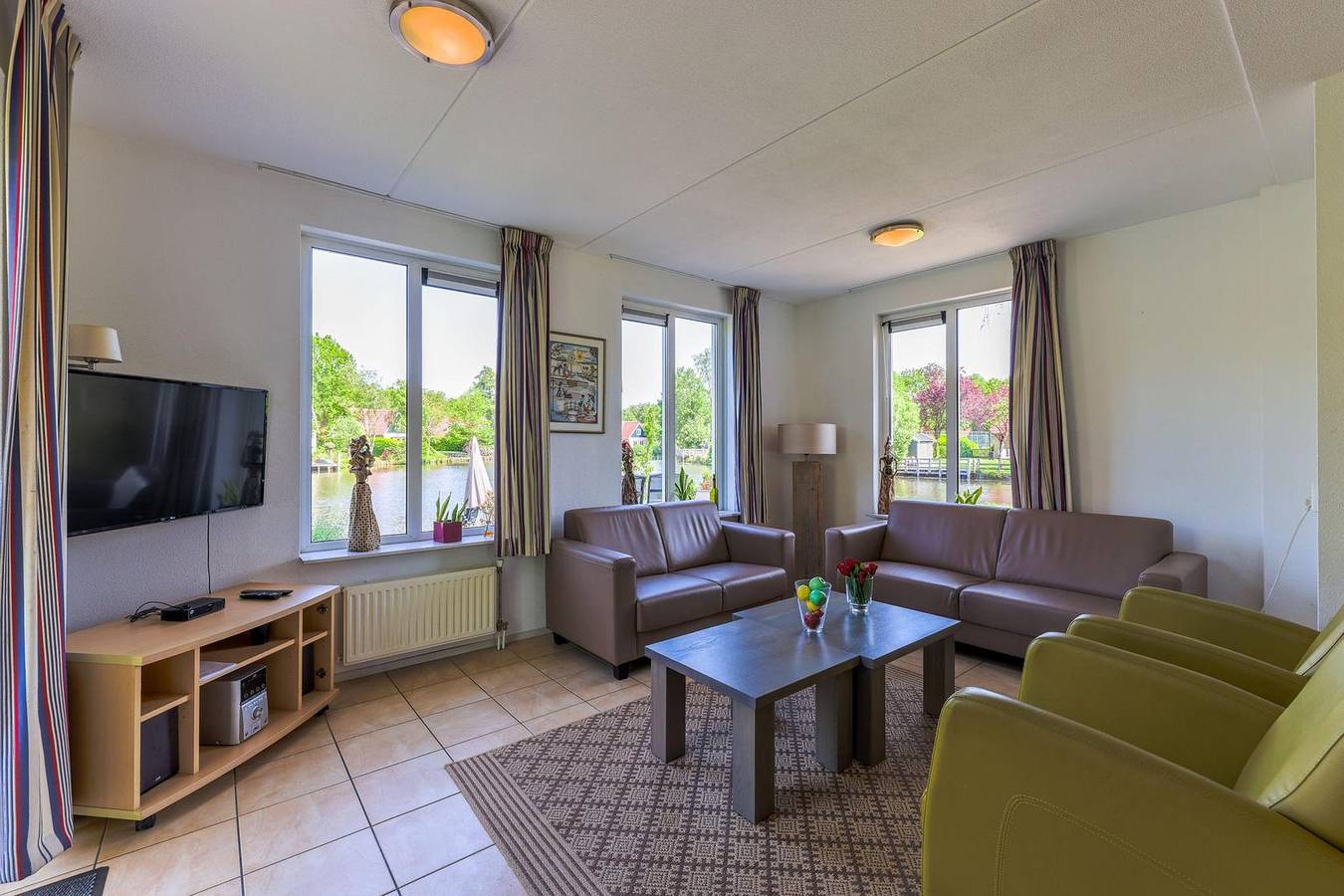 Schönes 8-Personen-Ferienhaus mit Sauna in Westerbork in Drenthe