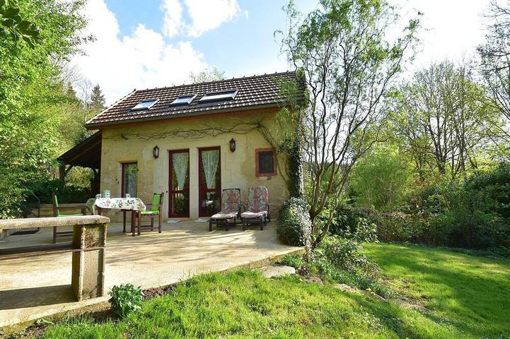 Location de vacances pour 2 personnes, avec Terrasse et Jardin à Onlay