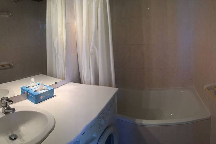 Ferienhaus für 4 Personen, mit Pool und Whirlpool sowie Terrasse in Cassis - 3