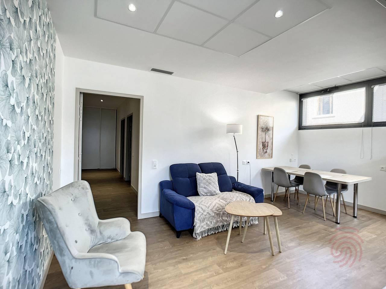 Appartement entier, Appartement F3 Climatisé Pmr à 50m des Thermes avec Terrasse et Parking, Animaux Acceptés in Lamalou-les-Bains, Région de Béziers