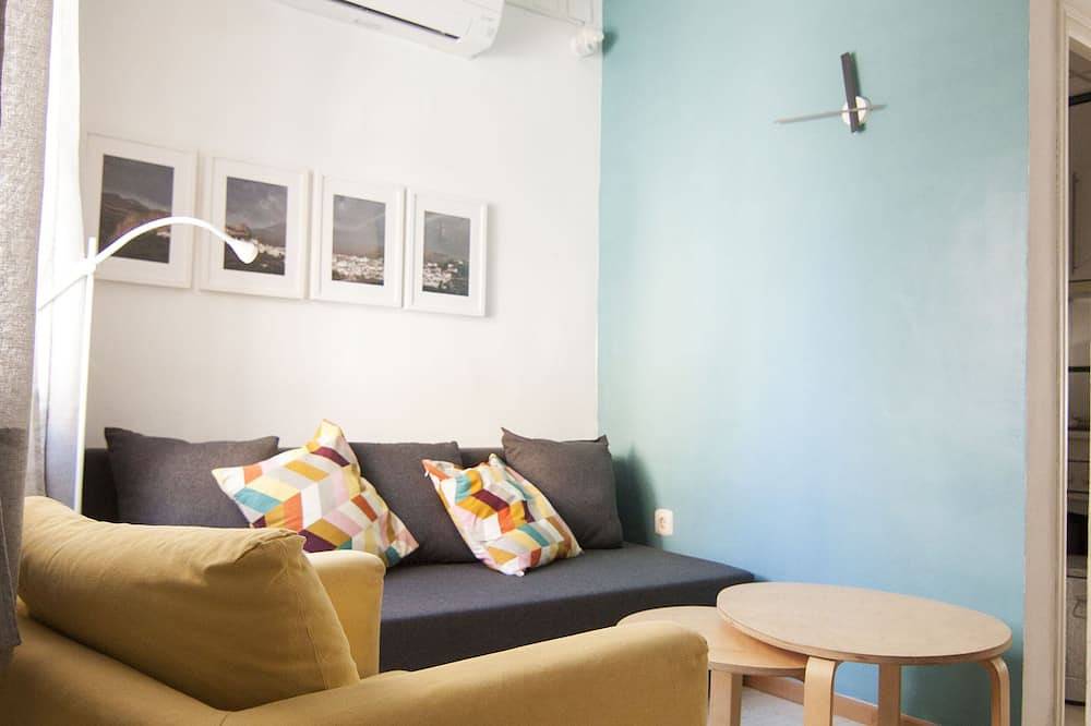 Cozy House Near to the City Center of Granada in Genil, Granada