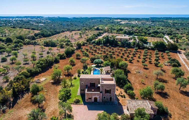 Holiday home for 8 people, with pool and terrace - 1