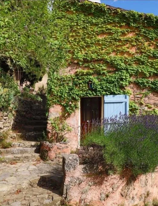 Ferienhaus für 2 Personen, mit Whirlpool und Terrasse - 1