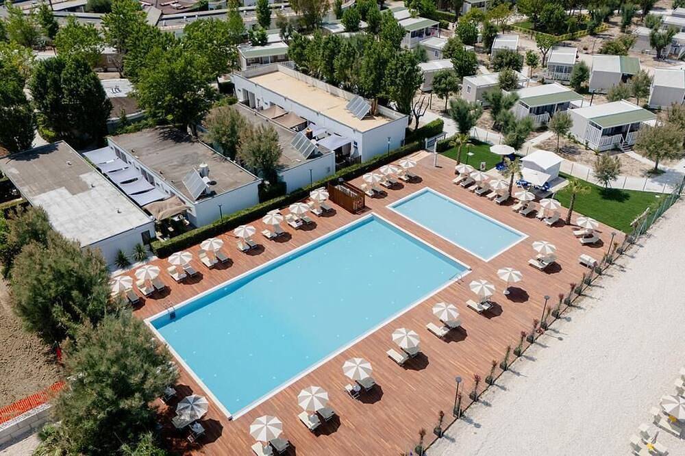 Le Mimose Family Camping Village Bungalow Deluxe for 4 people in Porto Sant'Elpidio, Fermo Province