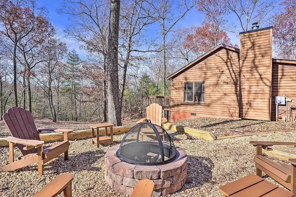 'Serenity Cabin' w/ Furnished Deck in Chattahoochee National Forest