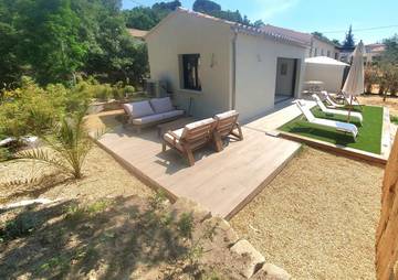 Location de vacances pour 6 personnes, avec jardin et vue à Mirabel-aux-Baronnies