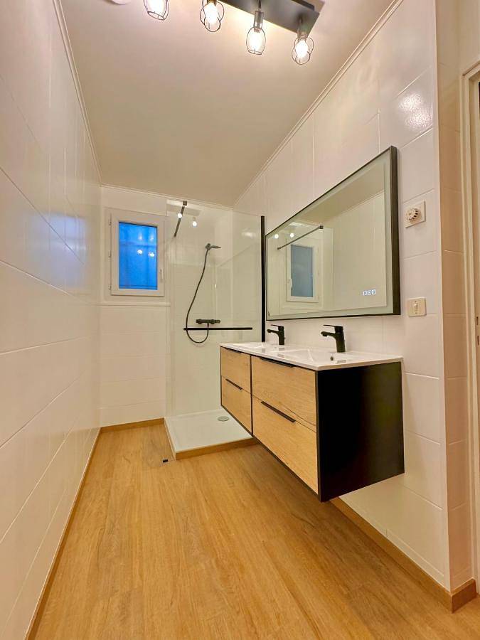 Location de vacances pour 9 personnes, avec jardin ainsi que piscine et vue, animaux acceptés à Gap - 3