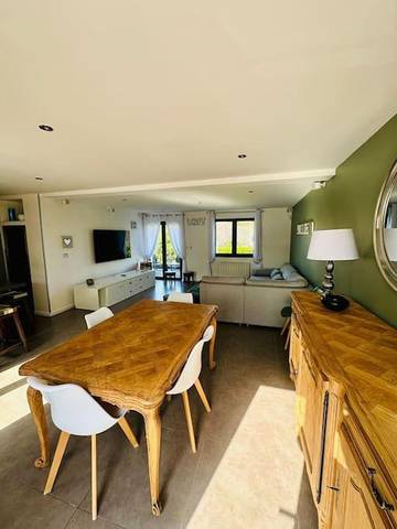 Gîte pour 8 personnes, avec terrasse et vue à Coutevroult