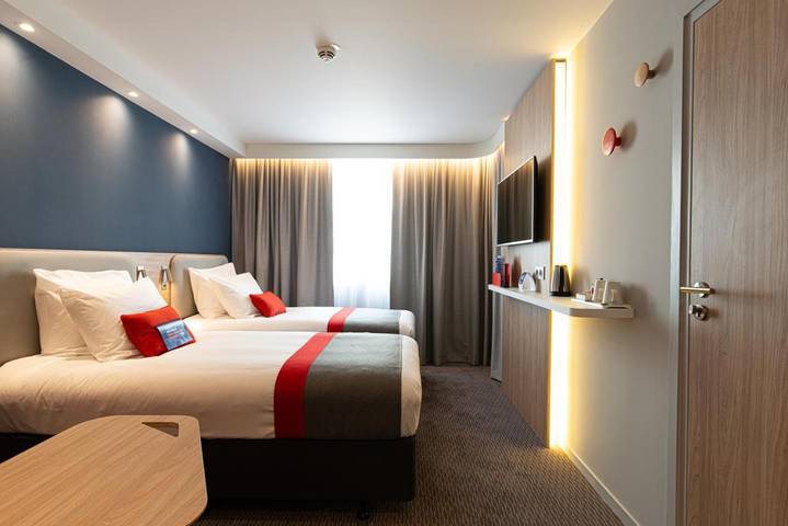 Hôtel pour 2 personnes à Lormont - 4