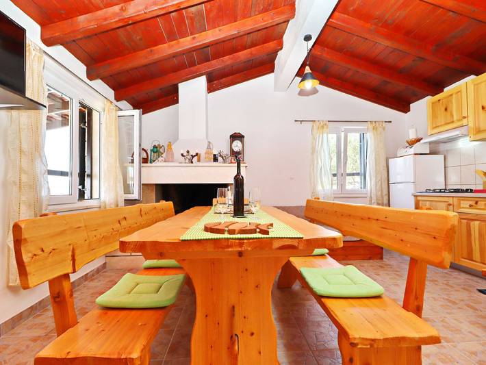 Ferienhaus für 3 Personen mit Pool in Žrnovo, Korcula