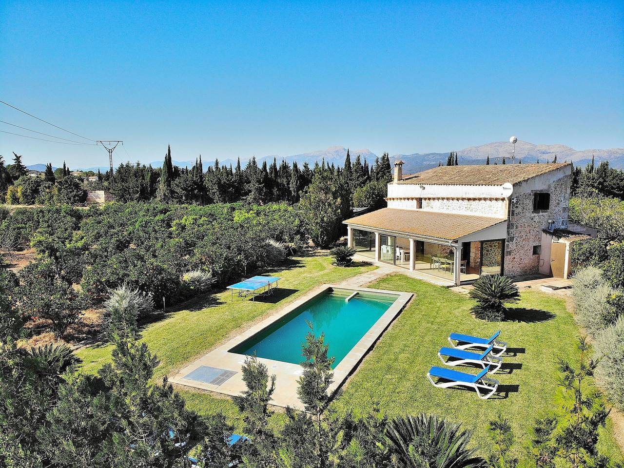 Komfortable Villa in Muro mit privatem Pool, Klimaanlage und Wlan in Muro, Mallorca Norden