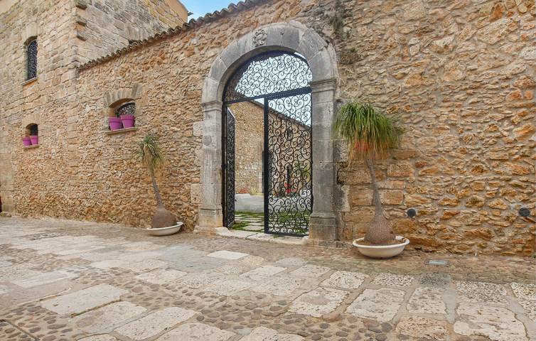 Ferienhaus für 8 Personen, mit Pool und Terrasse, kinderfreundlich - 1