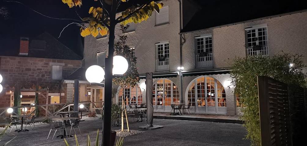Hôtel pour 2 personnes, avec terrasse et jardin, animaux acceptés