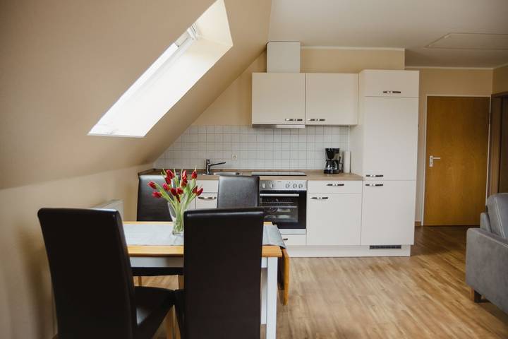 Ganze Ferienwohnung, Appartementhaus Anja - 3-Raum-Fewo in Büsum, Kreis Dithmarschen