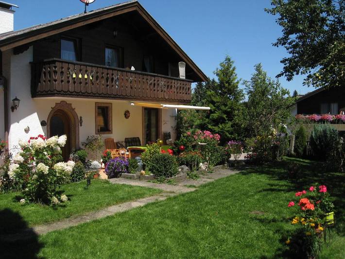 Ferienwohnung für 2 Personen, mit Balkon und Terrasse sowie Garten in Bad Kohlgrub - 3