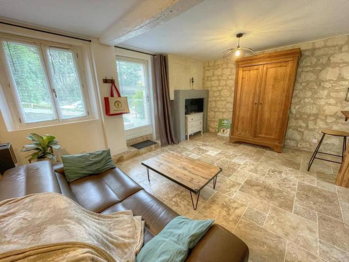 Location de vacances pour 2 personnes, avec terrasse ainsi que jacuzzi et jardin à La Chapelle-sur-Loire - 3