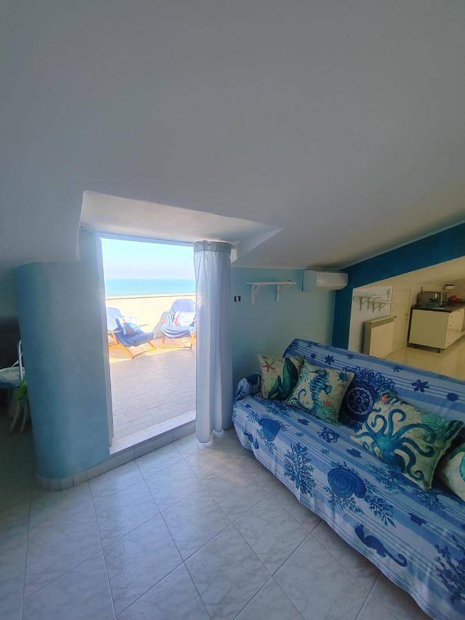 Appartamento intero, Three-Bedroom Apartment in Fossacesia Marina, Fossacesia