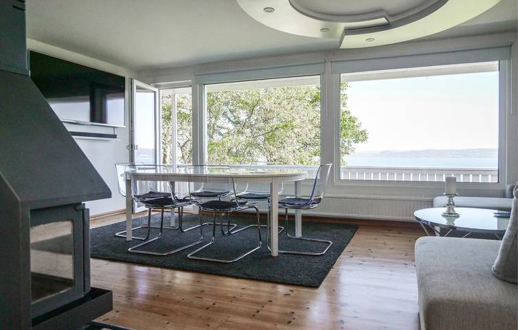 Ferienhaus für 8 Personen mit Garten in Jönköping, Vättern