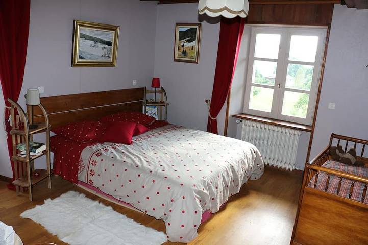 Location de vacances pour 15 personnes, avec jardin et terrasse à Morbier - 2