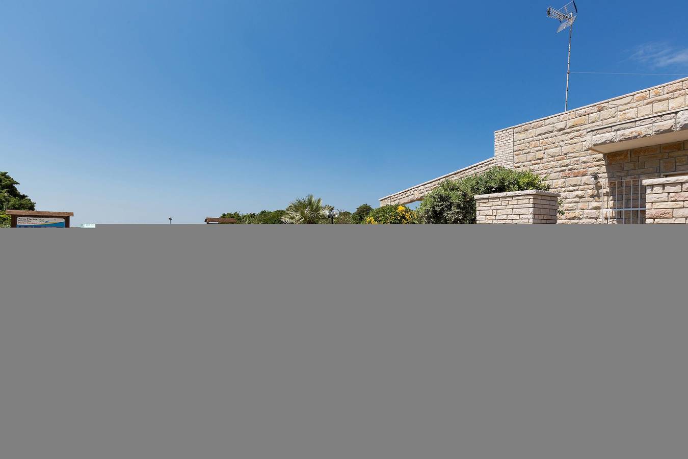 Riva del Conte by Barbarhouse in Porto Cesareo, Golfo di Taranto