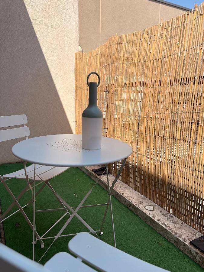 Appartement entier, Petit chez moi avec parking in Nîmes, Région de Nîmes