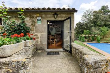 Casa Rural para 4 Personas en Porqueras, Pla de l'Estany, Foto 1
