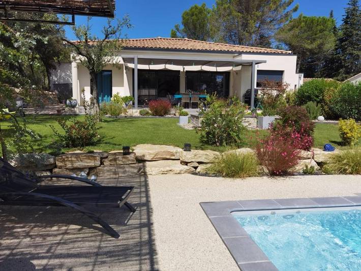 Chambre d’hôte pour 2 personnes, avec piscine ainsi que terrasse et jardin à Vaison-la-Romaine - 3