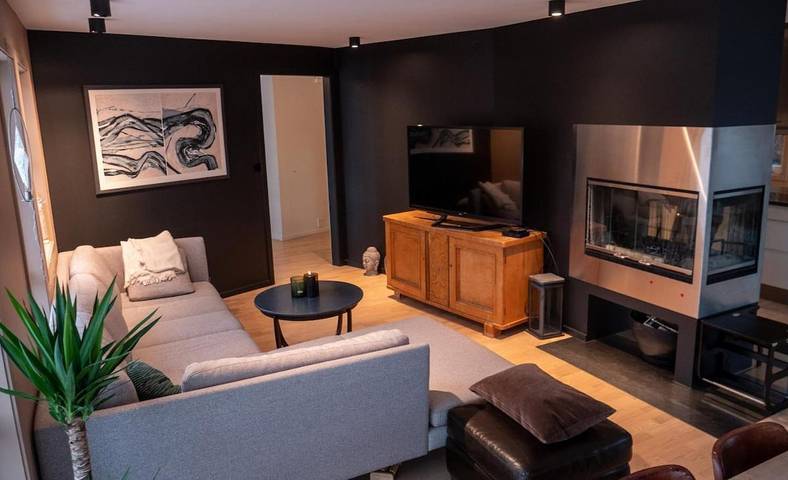 Ferienhaus für 8 Personen, mit Balkon und Terrasse sowie Garten