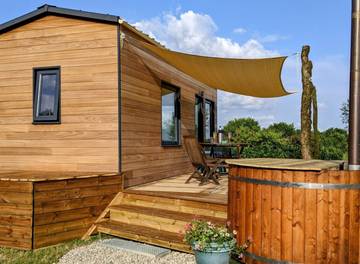 Gîte pour 2 personnes, avec jacuzzi et jardin à Mirande