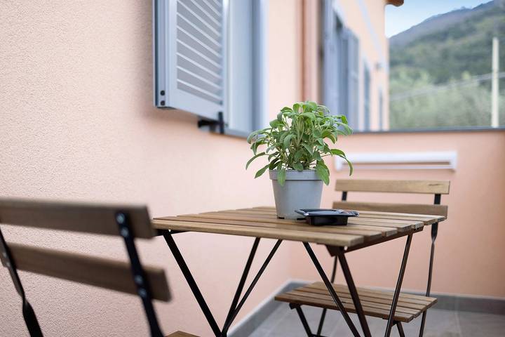 Appartamento intero, Appartamento vacanze "Antichi Ricordi - Da Angela" con balcone, piscina in comune e Wi-Fi in Andora, Riviera di Ponente