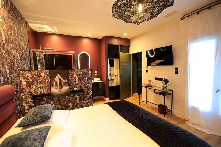 Gîte pour 4 personnes, avec balcon à Faugères - 2