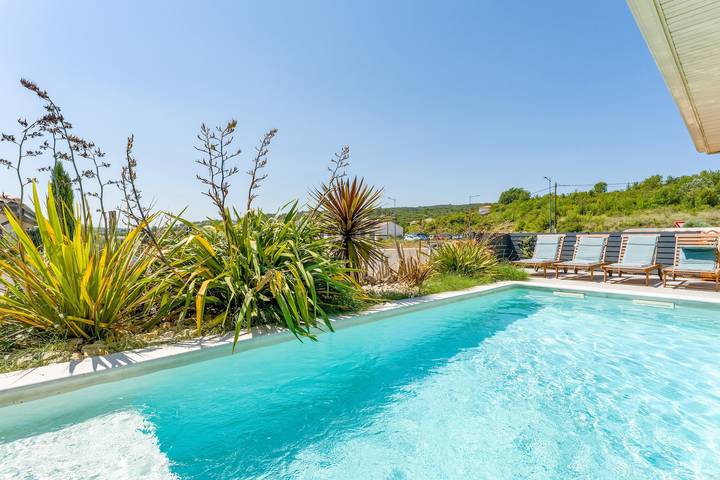 Villa pour 8 personnes, avec Jardin dans le Gard - 2