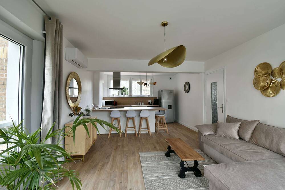 Appartement entier, Duplex avec garage individuel à 2 pas du Château musée et remparts, cathédrale in Boulogne-sur-Mer, Région de Boulogne-sur-Mer