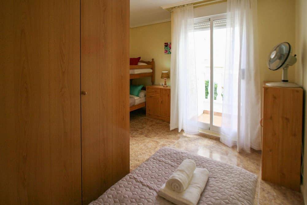 Fint hjem i Santa Pola med Wifi in Santa Pola, Costa Blanca