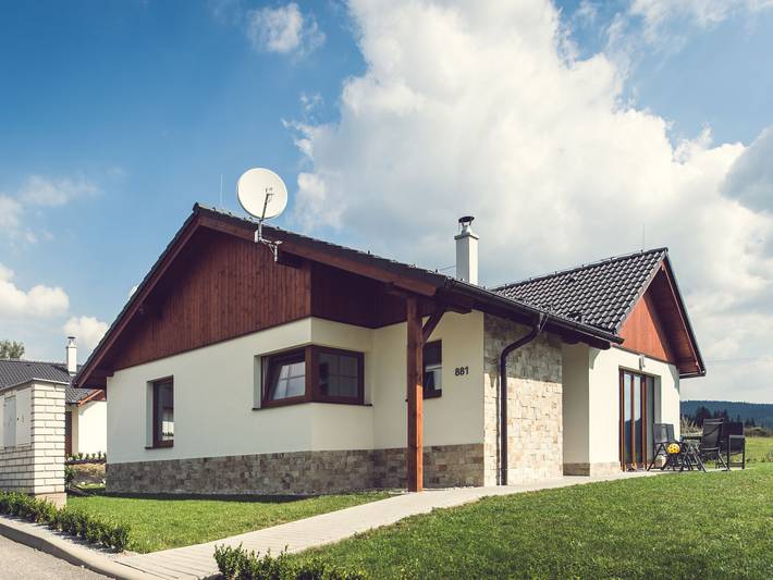 Ferienhaus für 6 Personen, mit Terrasse und Garten, mit Haustier in Lipno