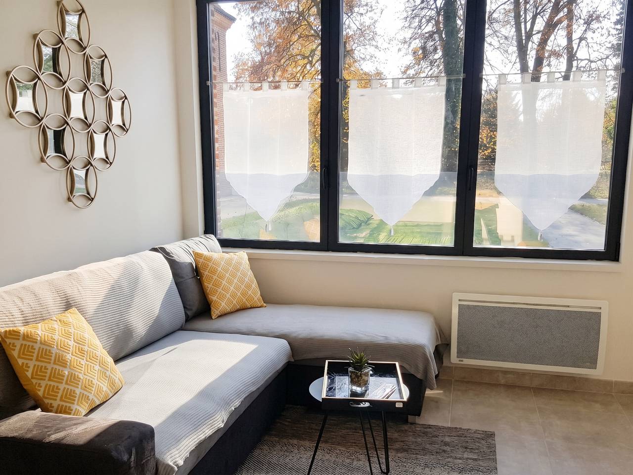 Ganzes Studio, Charmantes Studio in Abondant mit Sonnenterrasse - 30 m² in Abondant, Dreux und Umgebung