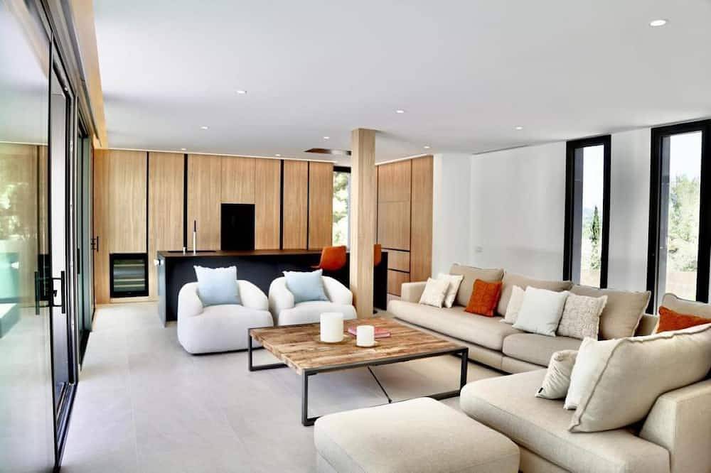 Amazing new build house in Roca Llisa  in Roca Llisa, Santa Eulària des Riu
