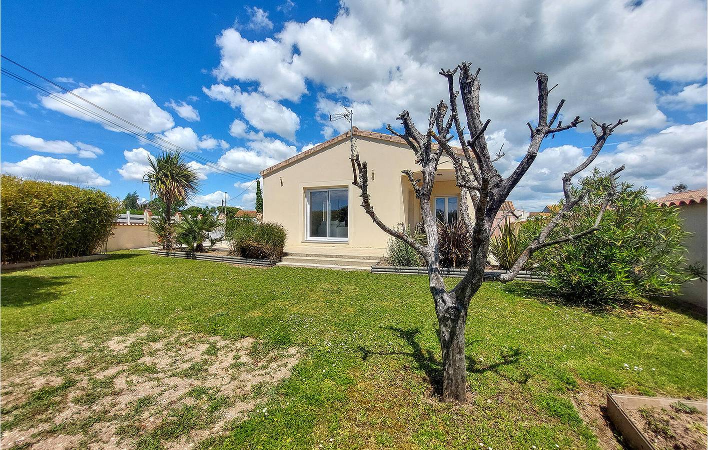 Charmant appartement de 2 chambres avec jardin et terrasse, à 2,5 km de la plage in Meschers-sur-Gironde, Région de Rochefort