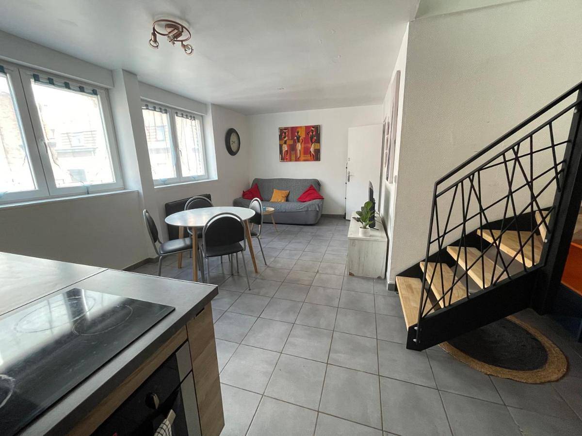 Appartement entier, Appart 2 à croix in Croix (homonymie), Région de Lille