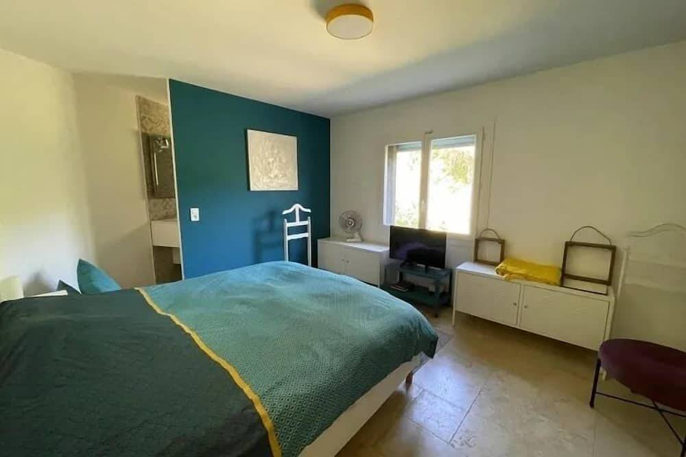 Magnifique Villa Familiale Tout Confort à 10 min D'aix-en-provence in Ventabren, Aix-en-Provence region