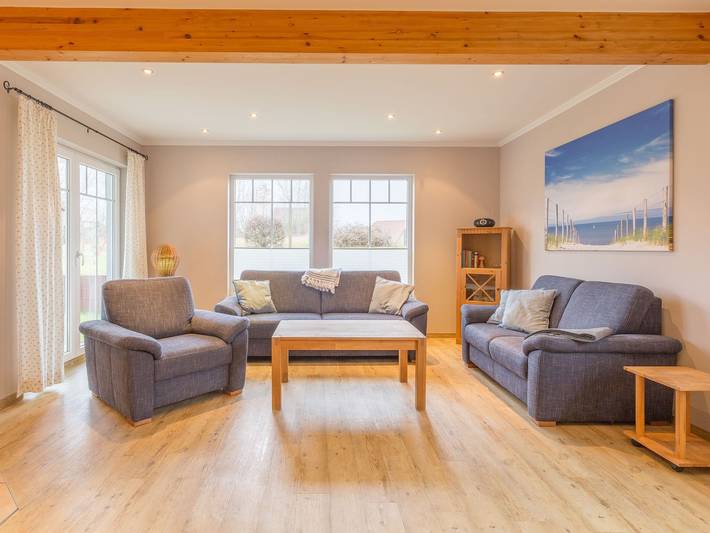 Ferienhaus für 6 Personen, mit Garten und Seeblick sowie Terrasse in Wohlenberg