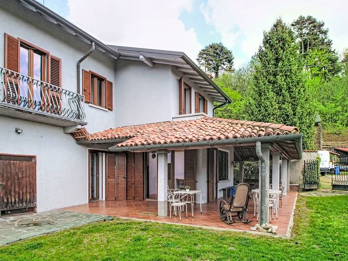Cascina Paciotti in Cuirone, Municipio de Vergiate