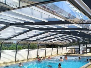 Chalet pour 2 personnes, avec bassin pour enfant et piscine dans le Finistère