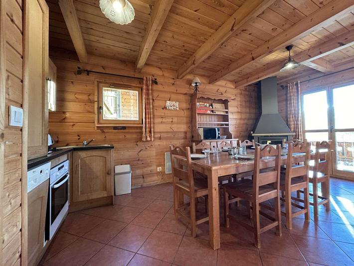 Chalet pour 8 personnes, avec balcon dans La Joue du Loup