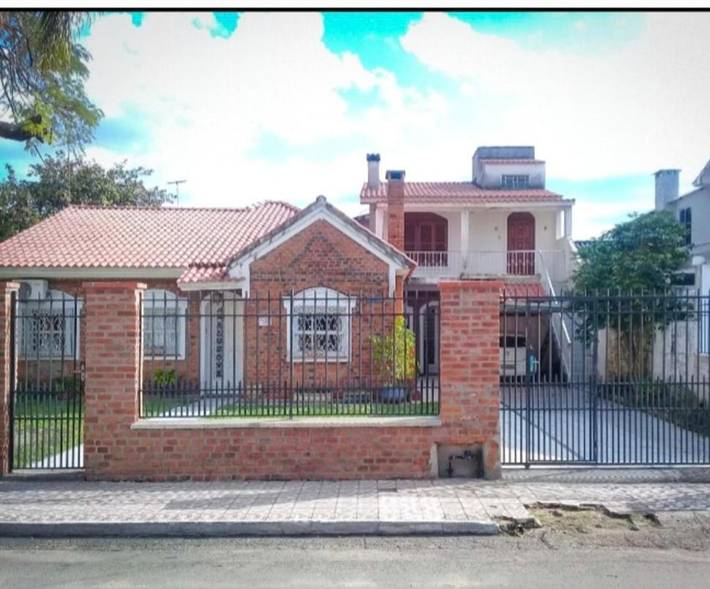 Casas e apartamentos de temporada para 3 pessoas, com vista em São Gabriel (RS)