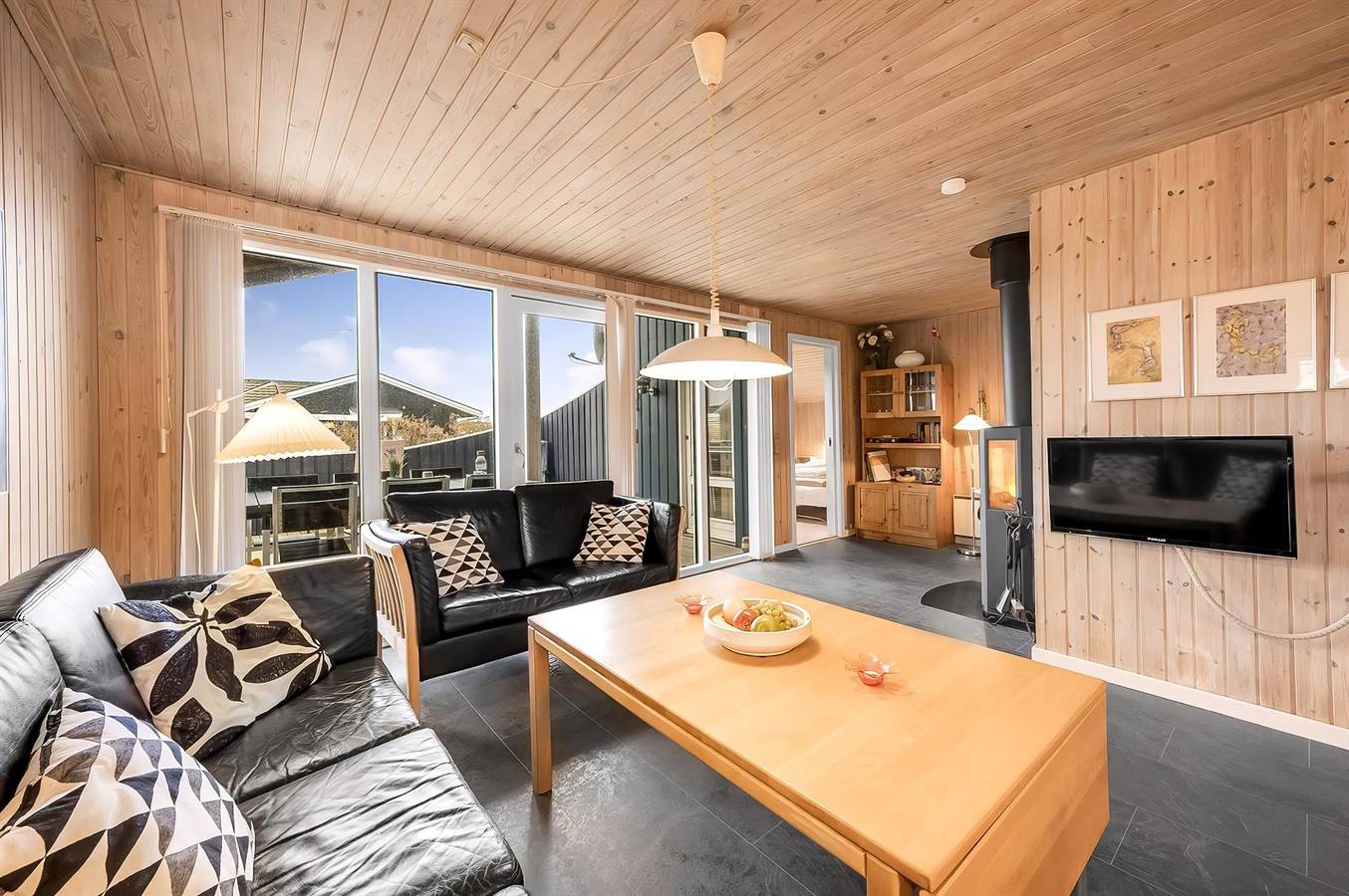 Stunning home in Harboøre w/ Sauna, 4 Bedrooms and Wifi in Vejlby Klit, Lemvig und Umgebung
