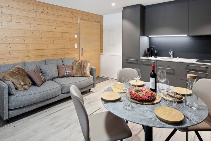 Gîte pour 2 personnes, avec Balcon et Balcon/Terrasse ainsi que Jardin et Sauna dans Grimentz