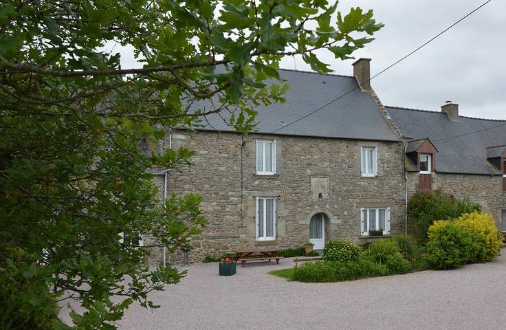 Gîte pour 8 personnes, avec Terrasse ainsi que Jardin et Vue à Saint-Malo