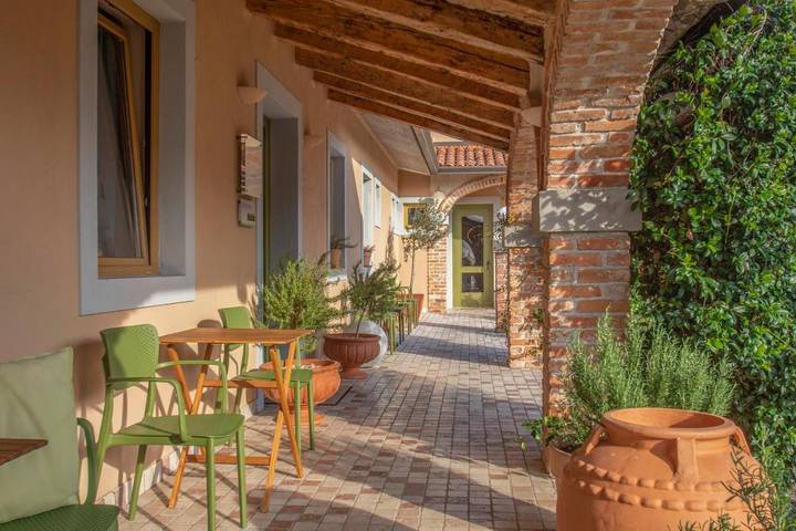 Maison d’hôte pour 2 personnes, avec Terrasse ainsi que Jardin et Vue à Sežana